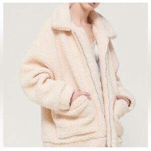 I.AM.GIA Cream pixie oversized Teddy Jacket cozy athleisure cabincore